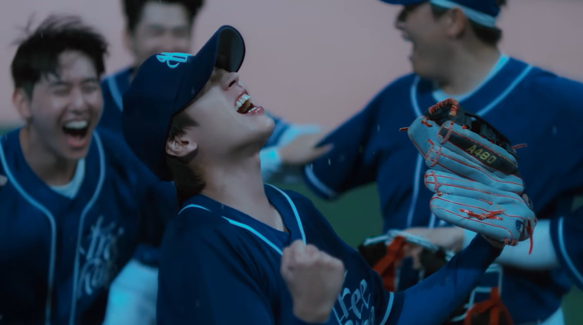 K-Pop Embraces Baseball: NOWZ and Others Hit a Home Run with New Concepts