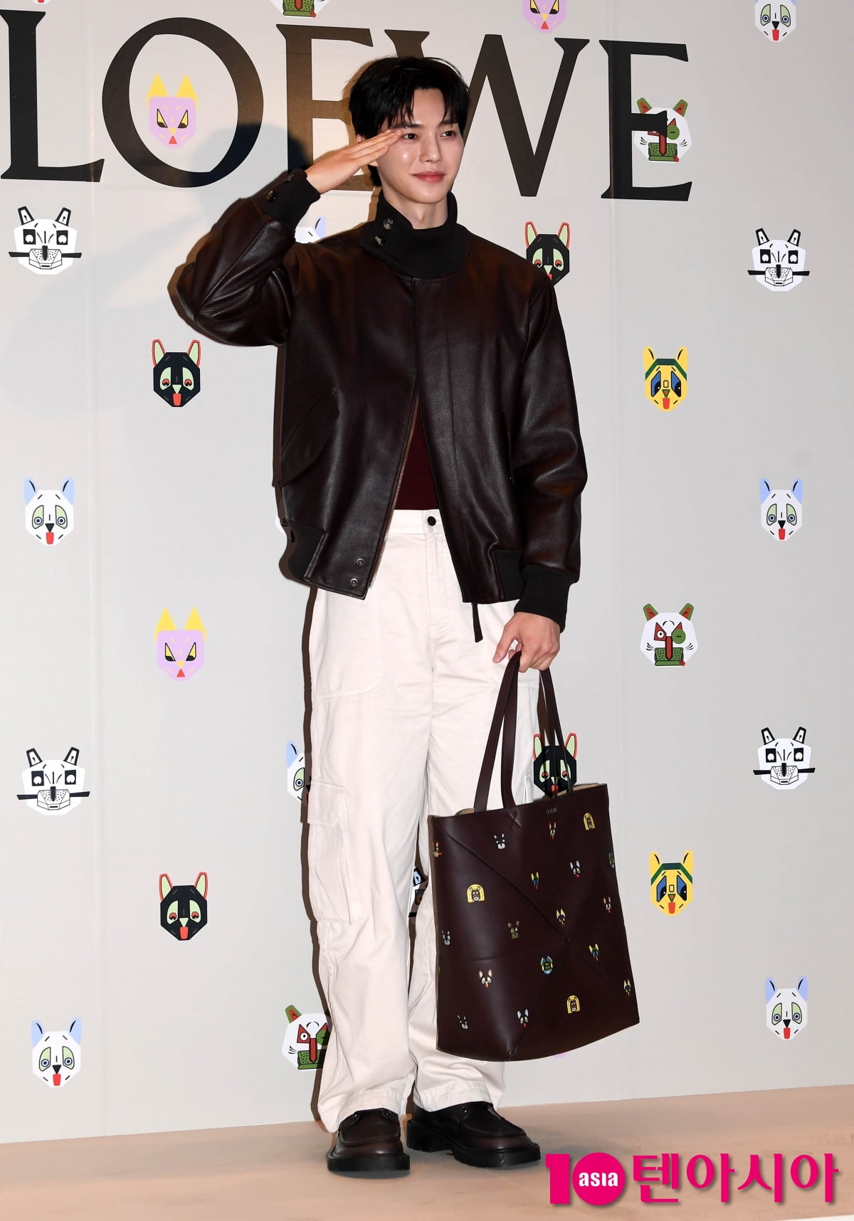 Actor Song Kang Attends LOEWE's 'The Electrical Life of Louis Wain' Screening Event in Seoul