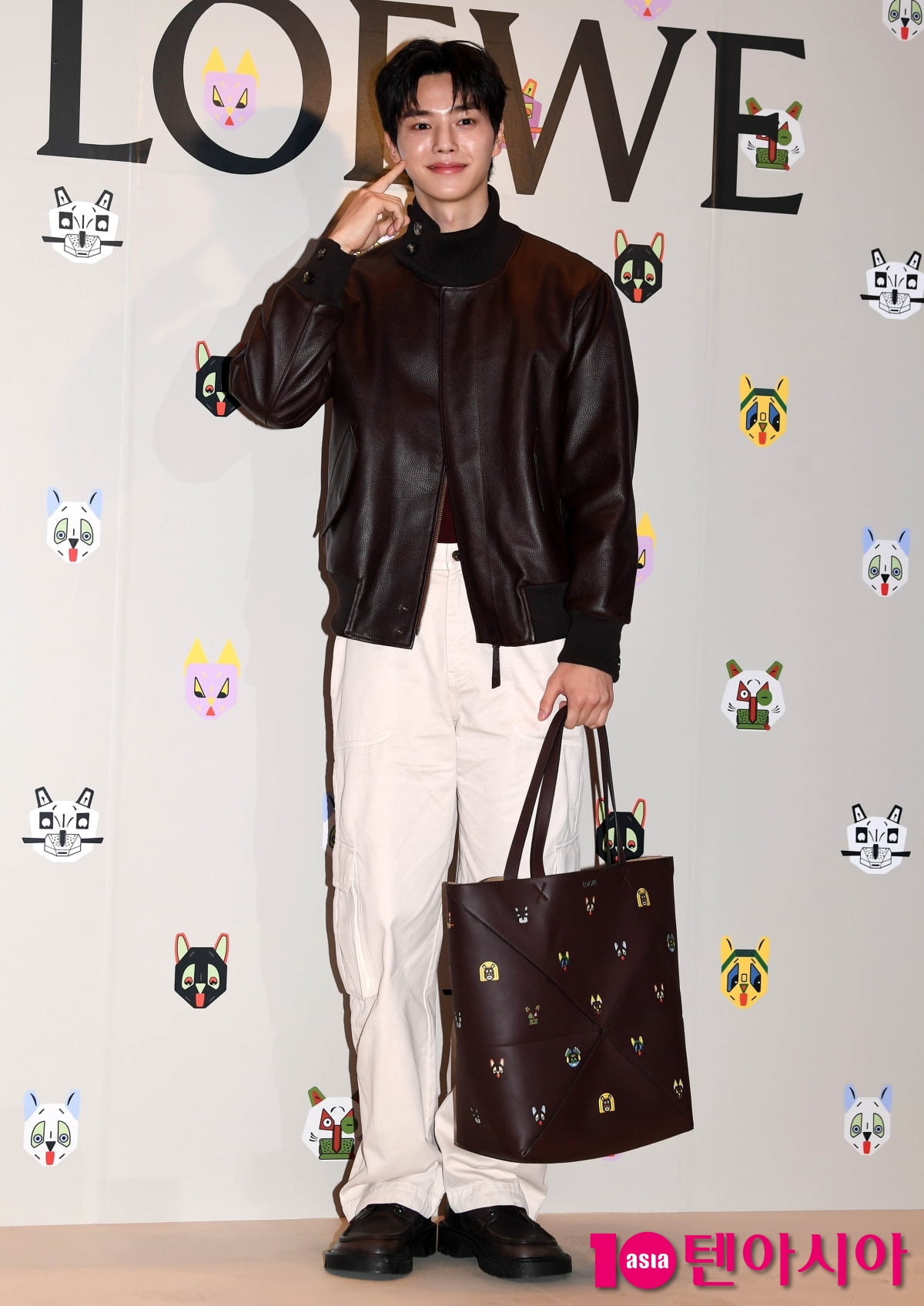 Song Kang Attends LOEWE's 'The Electrical Life of Louis Wain' Screening Event in Seoul