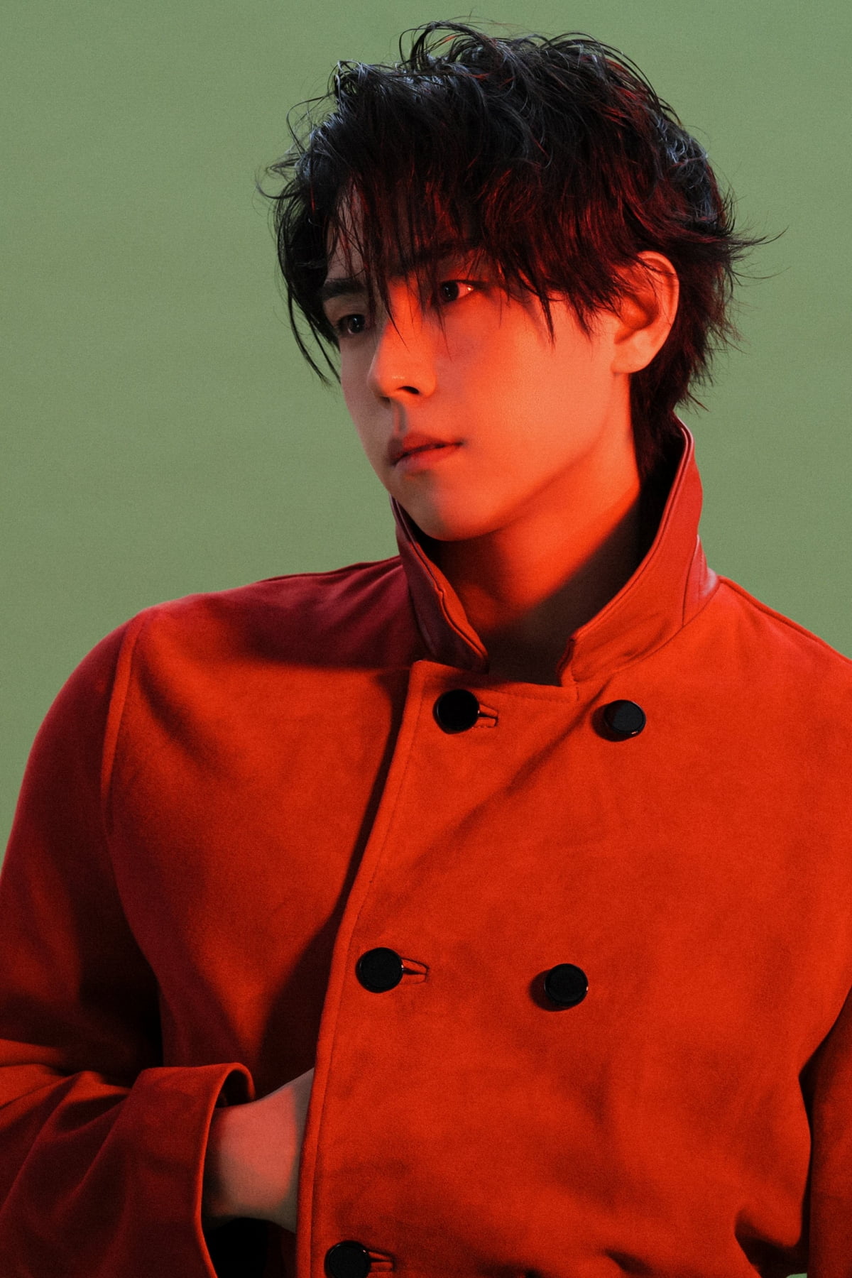 ティービングオリジナル『親愛なるX』出演中のキム・ドフン、魅力的なグラビア公開