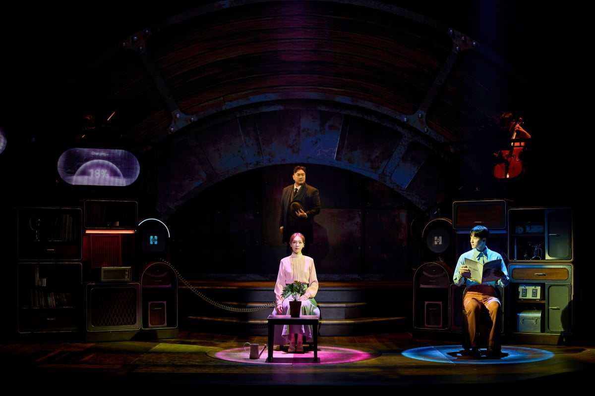 ブロードウェイを魅了したミュージカル『メイビー、ハッピーエンディング』、韓国での成功を語る