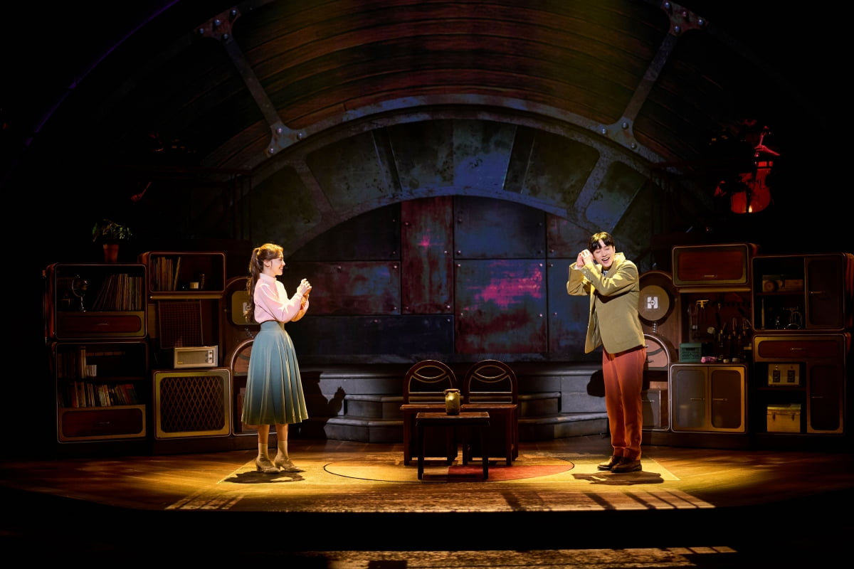 ブロードウェイを魅了したミュージカル『メイビー、ハッピーエンディング』、韓国での成功を語る