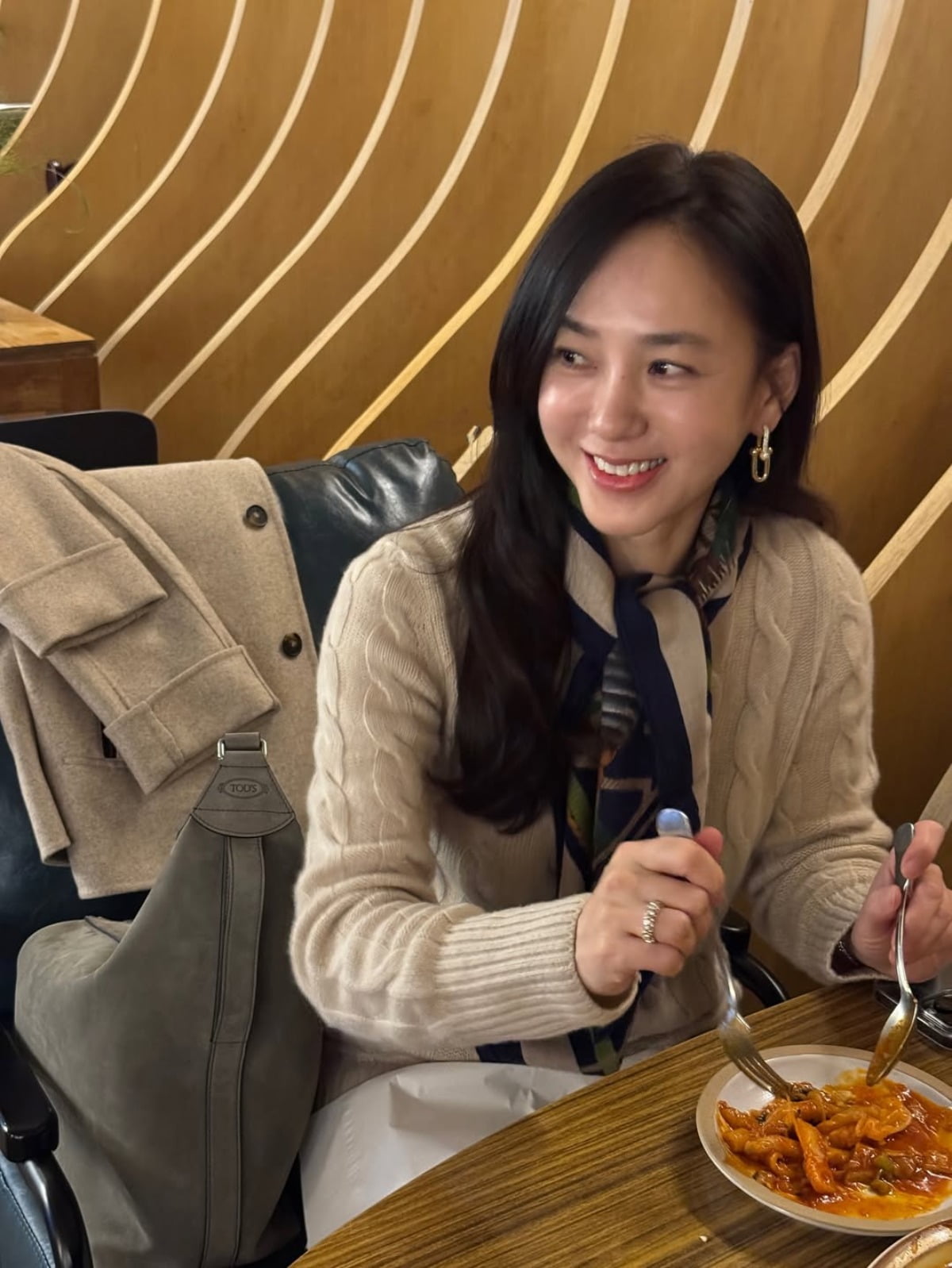 Actress Park Joo-mi Stuns with Ageless Beauty in Latest Instagram Photos