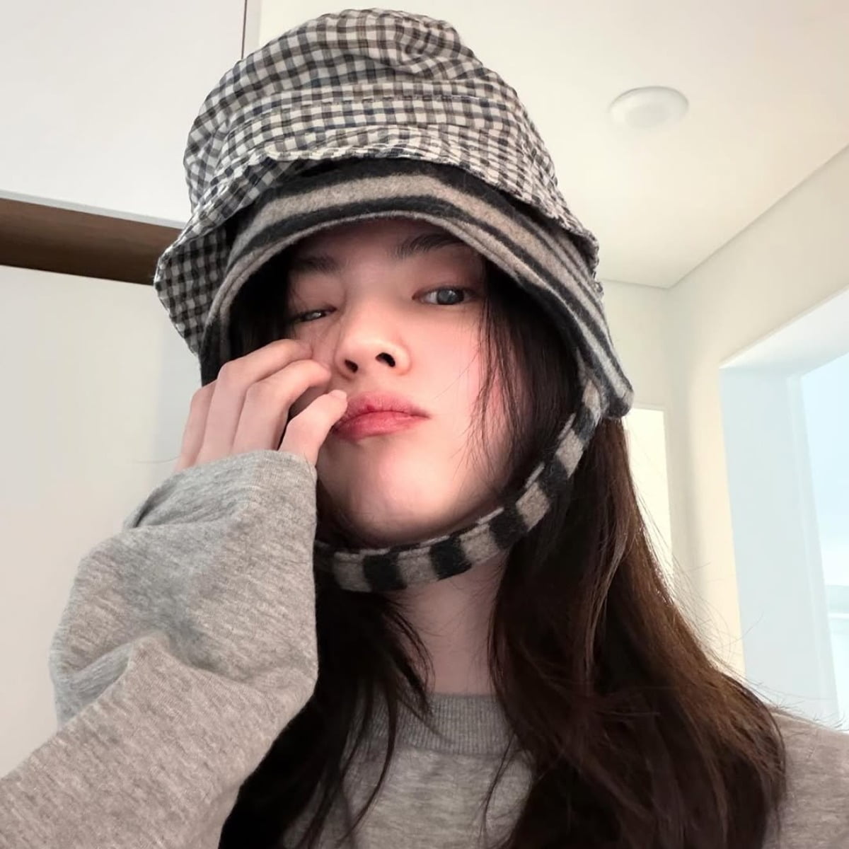 ハン・ソヒ、圧倒的なビジュアルで注目を集める