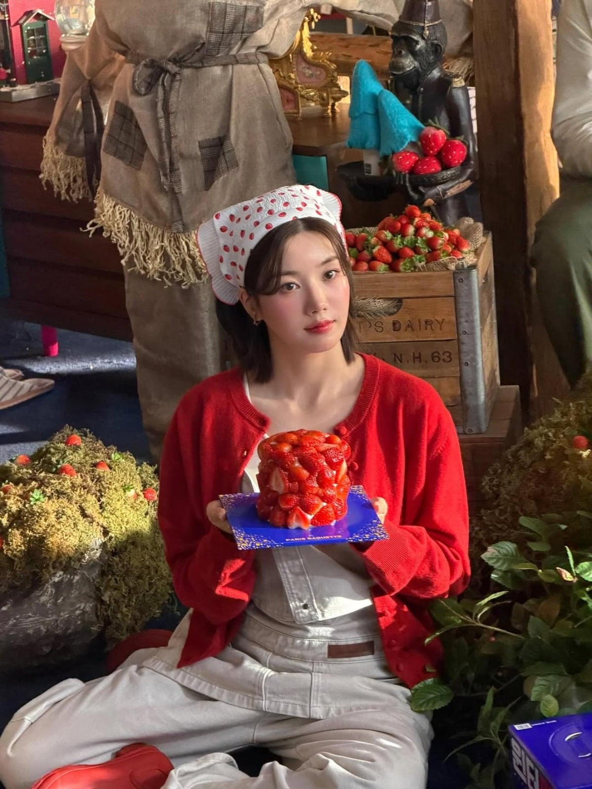 クォン・ウンビ、いちごの妖精に変身！最新の近況と魅力を公開