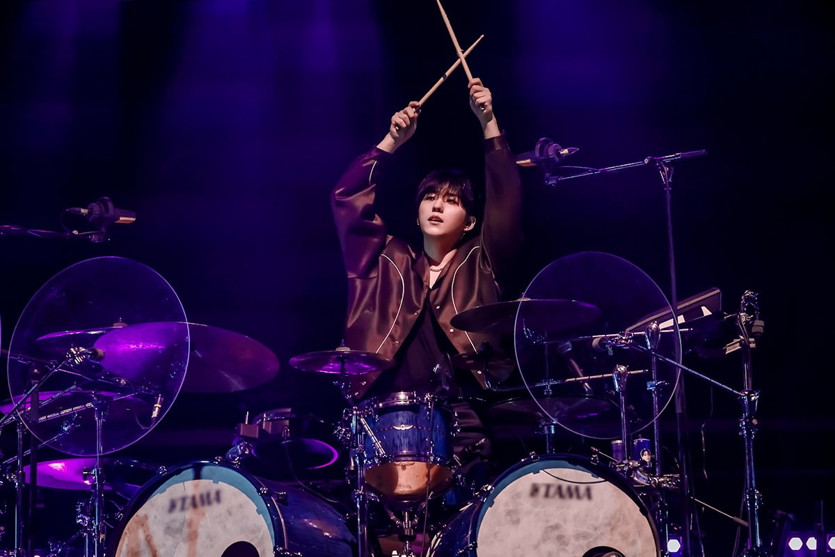 Xdinary Heroes Captivate Fans with Energetic Finale in Seoul