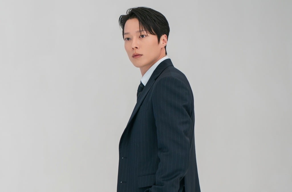 SBS Drama 'Dynamite Kiss' Sparks Love Triangle with Rising Ratings