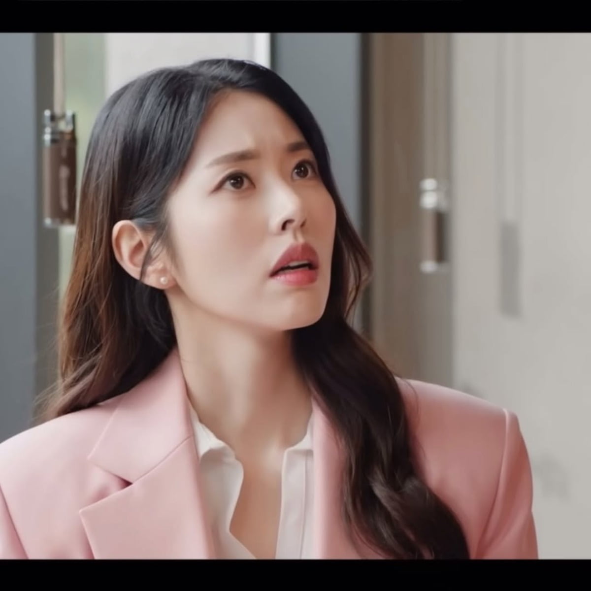 Korean TV Personality Seo Dong-joo Makes Surprise Cameo in Drama 'No Next Life'