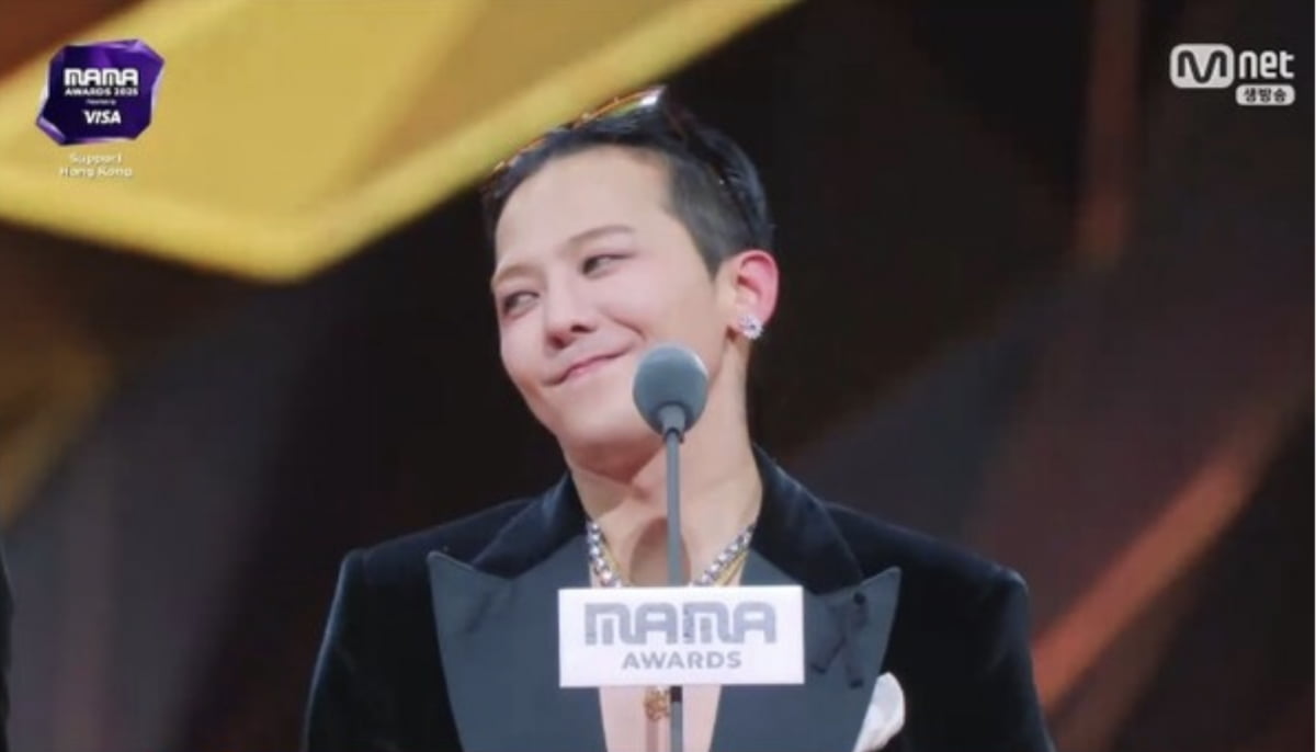 G-Dragon Wins Artist of the Year at 2025 MAMA Awards