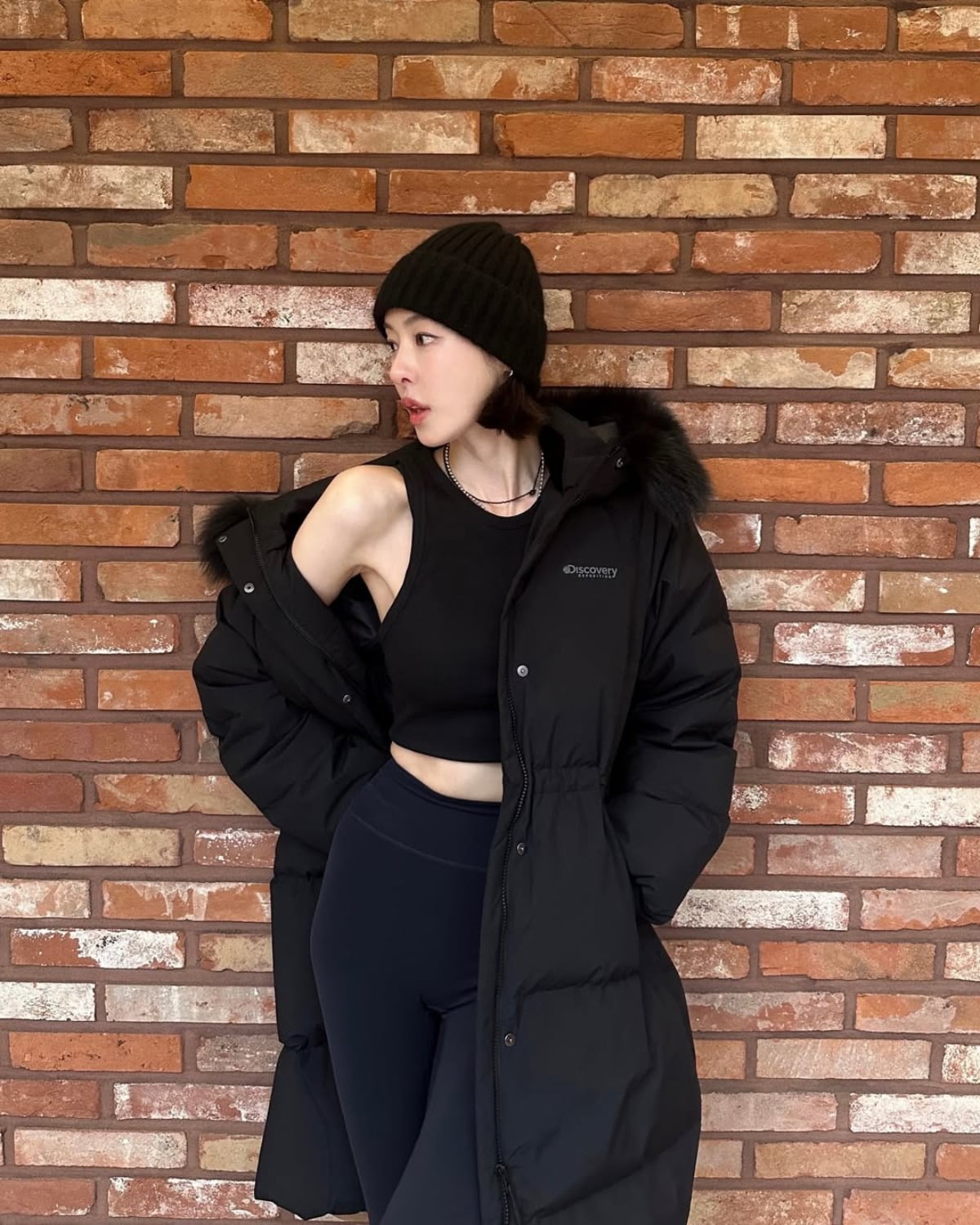 Actress Lee Da-hee Stuns with Chic Winter Fashion and Upcoming TV Role