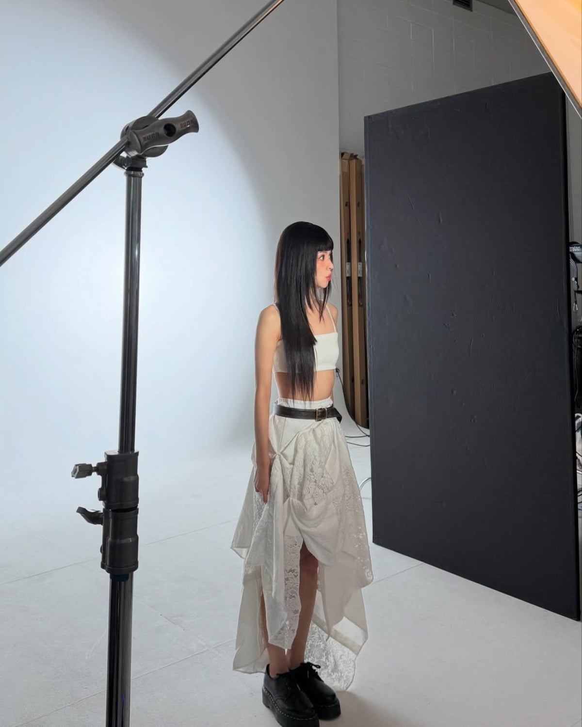 Actress Kim Yoon-hye Captivates with Enchanting Photoshoot