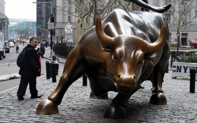 UBS "AI 주도 랠리 2026년에도…내년 S&P500 7500 갈 것"