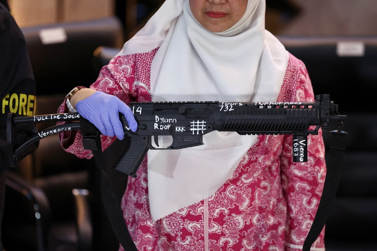 인니 고교 폭발물 테러한 10대 소년 "텔레그램으로 극단주의 수용"