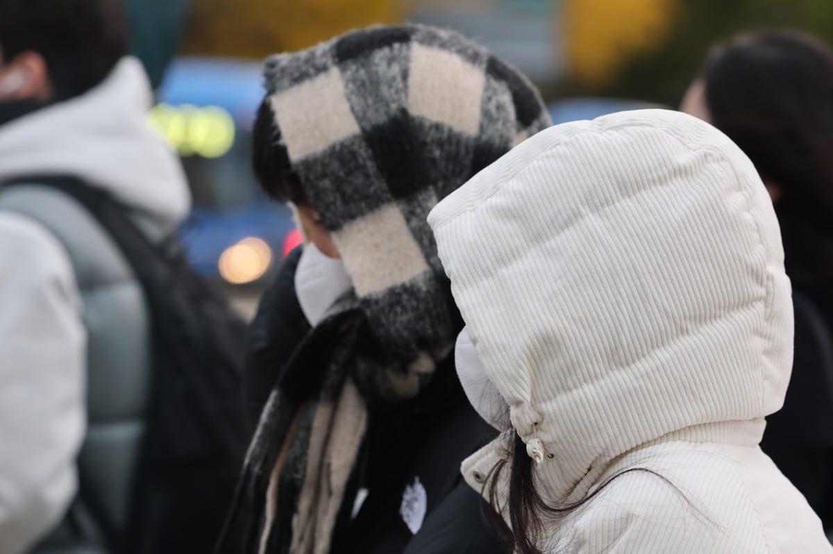 수요일 아침도 꽁꽁…강한바람에 체감기온 영하권으로 '뚝'