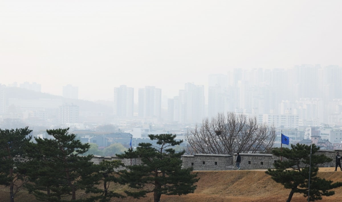 초미세먼지 노출, 심장 멈출 수도 있다…"5년간 2861명 초과 사망"