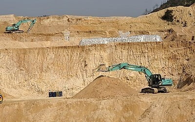 몸값 4400% 뛴 이트륨…中 희토류 통제로 항공·반도체 비상