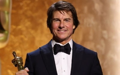 톰 크루즈, 생애 첫 오스카 트로피 안았다…40여년만에 공로상