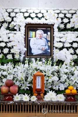 "'오케이, 컷' 소리에 일어나셨으면"…이순재 마지막 눈물의 배웅(종합)