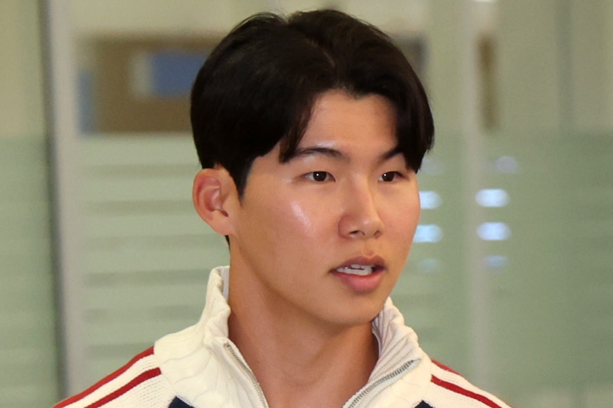 한국경제가 전한 공항 현장 보도 사진