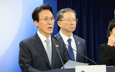 金 총리 "론스타, 韓 정부가 지출한 소송비용 73억원도 돌려줘야"