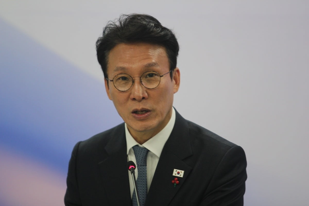 김 총리 "누리호 발사 성공 기쁜 마음…뉴 스페이스 시대 열려"