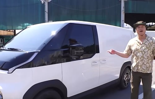 '캠핑족' 이장우 "이 차, 예술이야"…SUV보다 인기 높았다 [모빌리티톡]