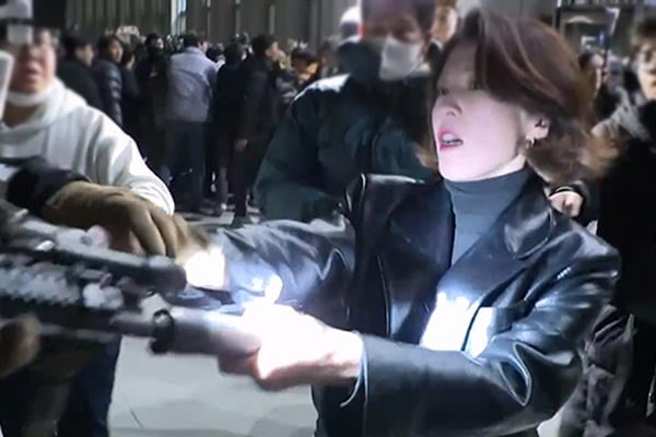 안귀령 계엄군 총구 논란 관련 사진