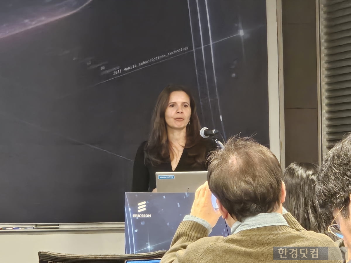 "트래픽 폭증 감당하려면 필수"…AI정책 수혜주 될 '이 기술'