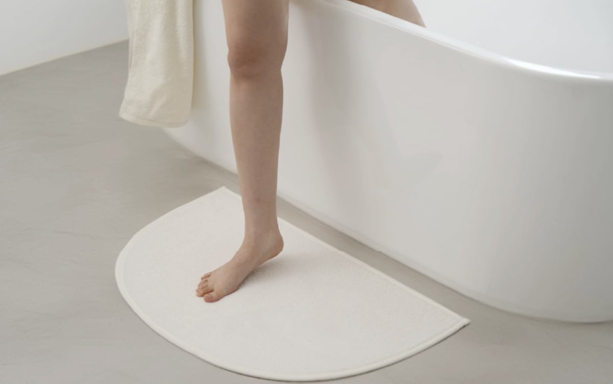 20만개 팔리더니 '잭팟'…연말 쇼핑객들 몰린 곳 어디?