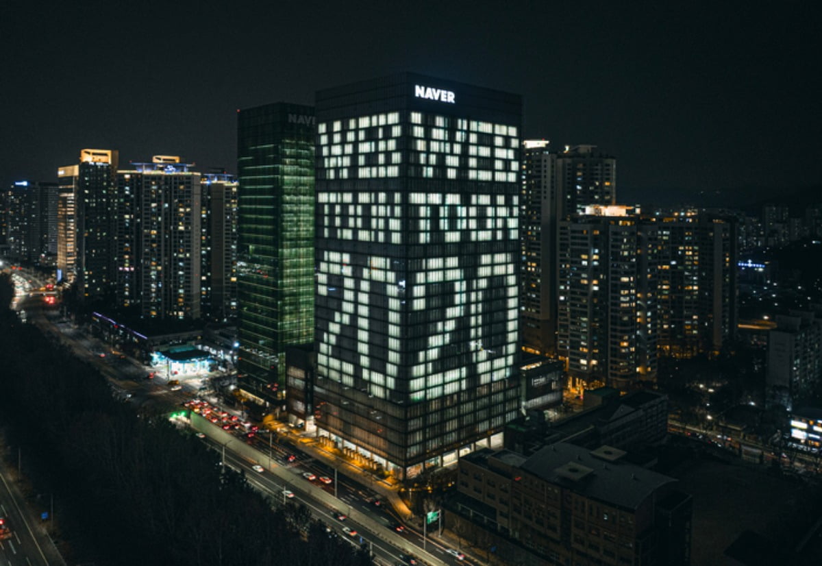 스무살 네이버웹툰, 국내 넘어 미국 'Z세대'도 사로잡았다