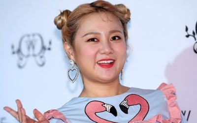 "이거 들키면 죽어"…박나래 '링거이모'에 '대리처방' 의혹까지