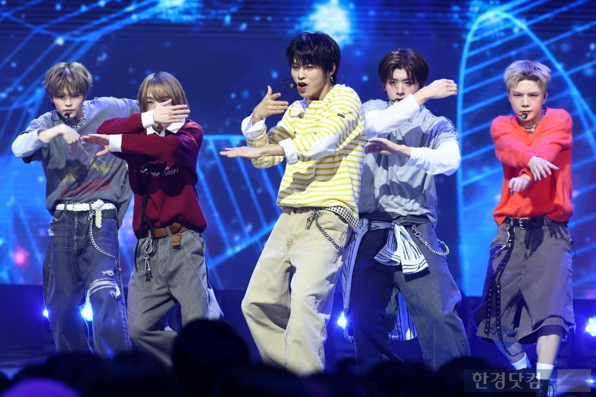 [포토+] AM8IC, '멋진 퍼포먼스에 눈길'