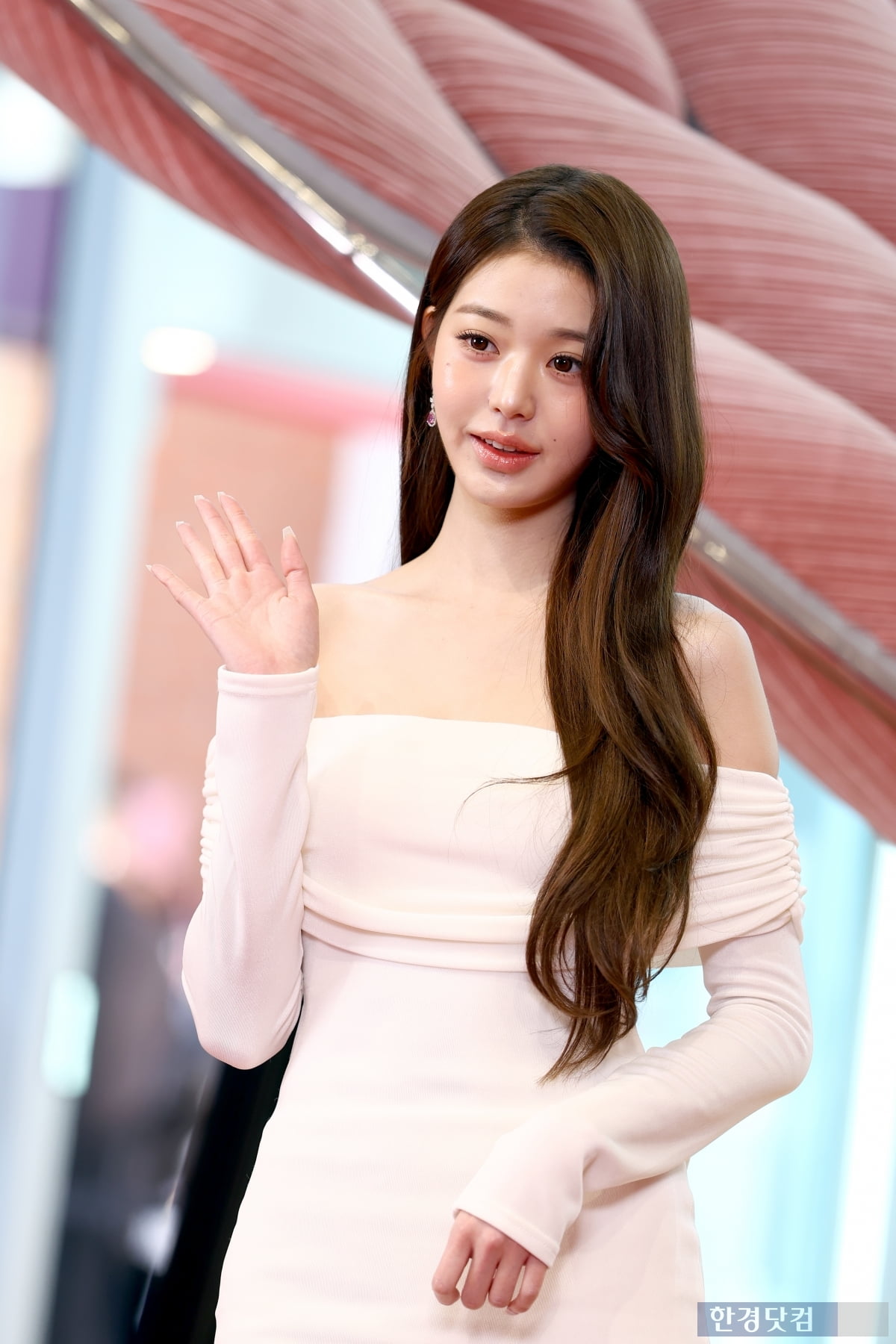 [포토+] 장원영, 눈부신 미모에 숨멎… '아름다워~'