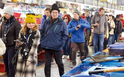 [포토] 올 부산 외국인 관광객 300만 돌파