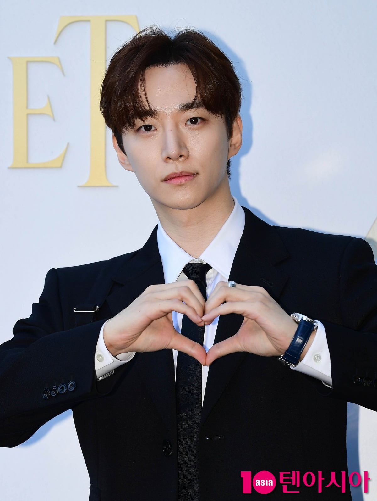 Lee Junho Scores a Hat-Trick of Success with 'Typhoon Family'