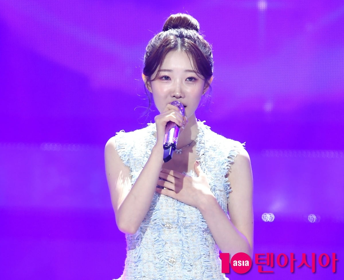 冬にたい焼きを買ってくれそうな女性トロット歌手1位にチョン・ソジュが選ばれる