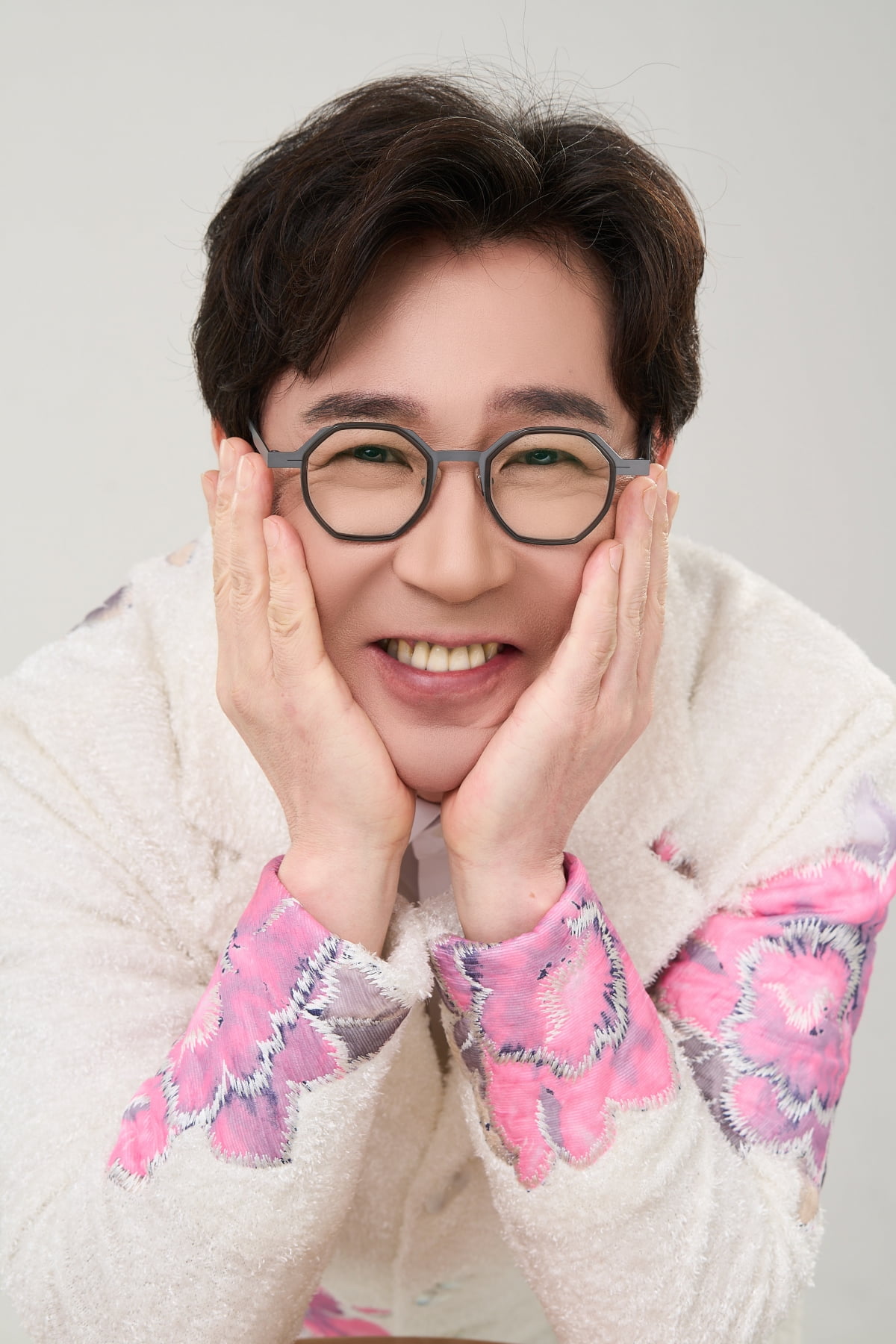 Jo Kwan-woo Releases New Single 'Thank You' with Upcoming Concert Series