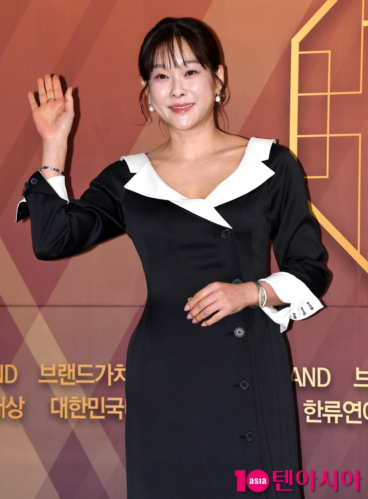 ヒョンヨン、夫との衝突を回想し離婚を考えたエピソードを公開