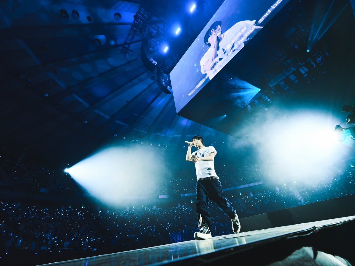 WOODZ Marks New Musical Chapter with Sold-Out Solo Concert Post-Military Service