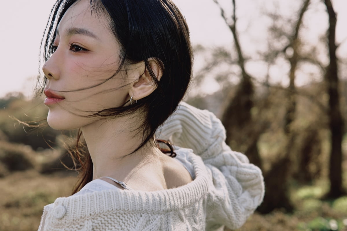 Taeyeon Celebrates 10 Years as a Solo Artist with 'Panorama: The Best of TAEYEON'