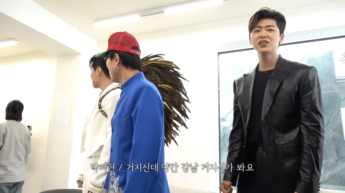 Korean Singer Jang Yoon-jeong Launches Her Own YouTube Channel