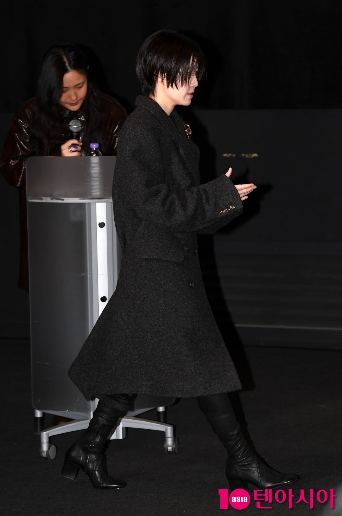 Shim Eun-kyung Attends Press Screening of 'Two Seasons, Two Strangers' in Seoul