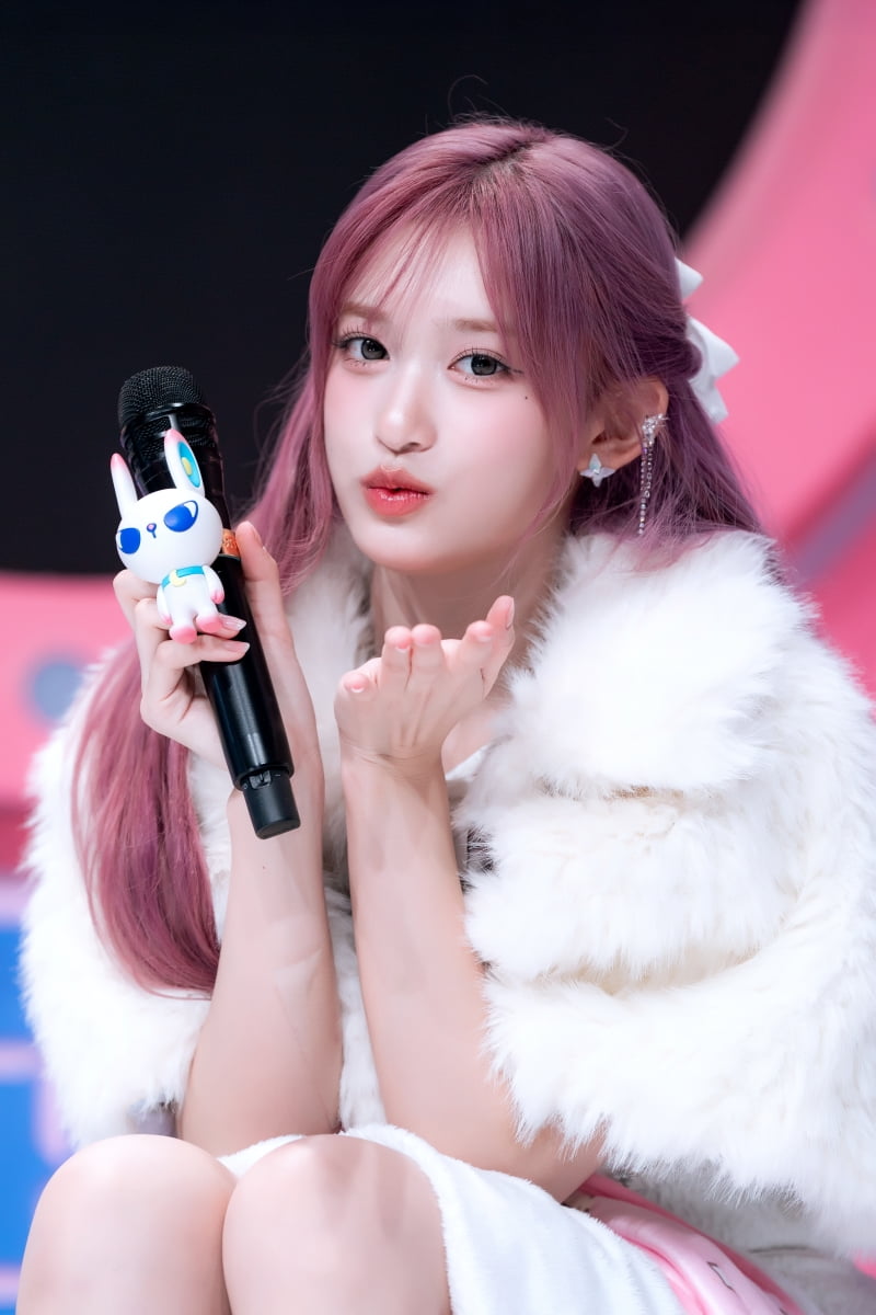 IVEのイソ、SBS『人気歌謡』MCを卒業へ