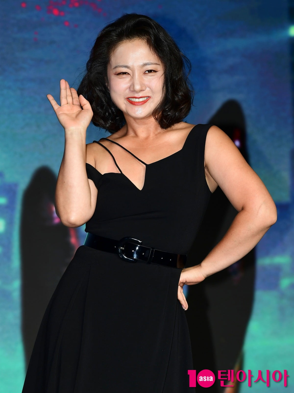 Comedian Park Na-rae Faces Legal Battle with Former Managers Over Alleged Workplace Misconduct