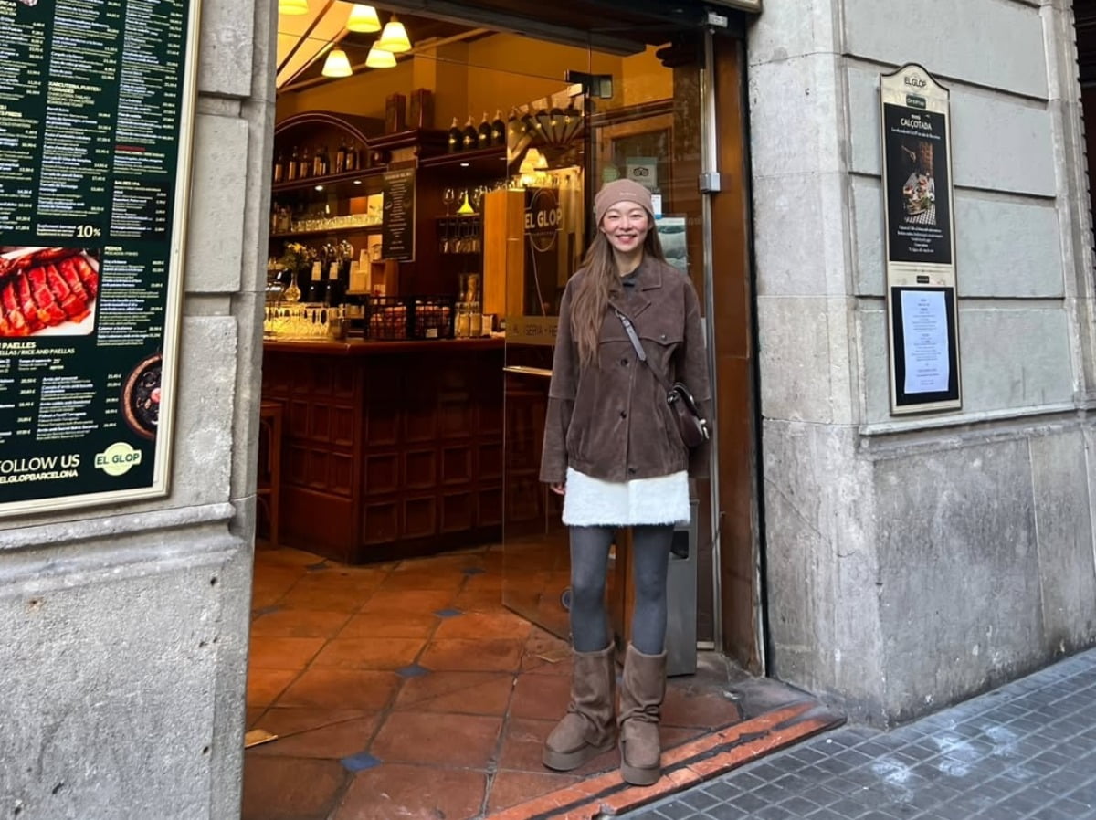 モデル兼タレントのソン・ヘナ、バルセロナでの美しい近況を公開