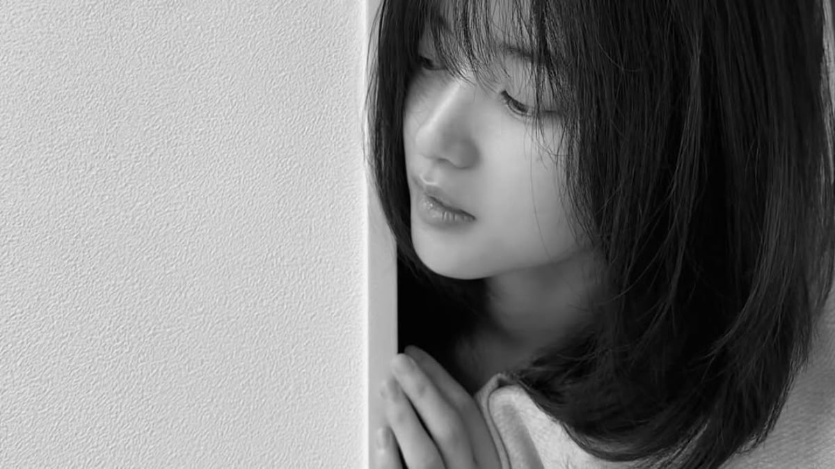 キム・テリ、モノクロ写真で見せる静かな美しさ