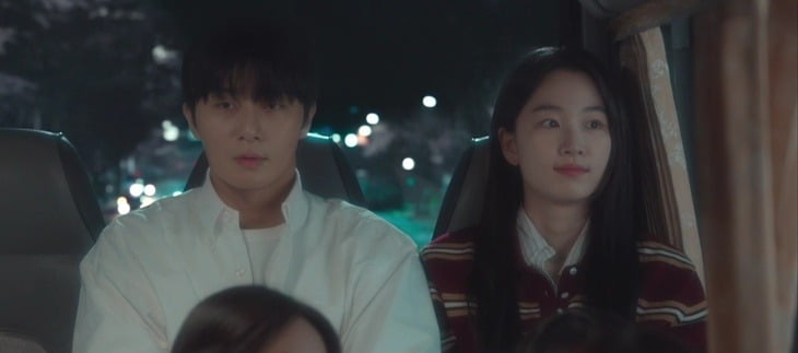 パク・ソジュンとウォン・ジアンの再会、ドラマ『明日はきっと』での切ない初恋物語