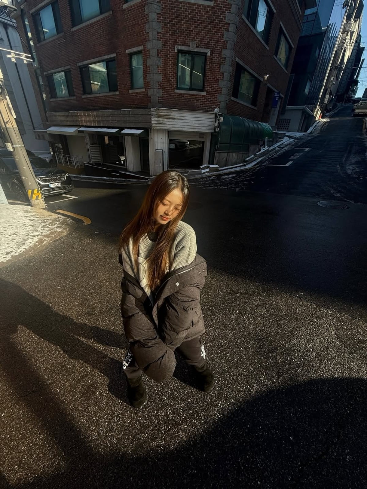 Korean Actress Go Ara Captivates Fans with Stunning Instagram Photos