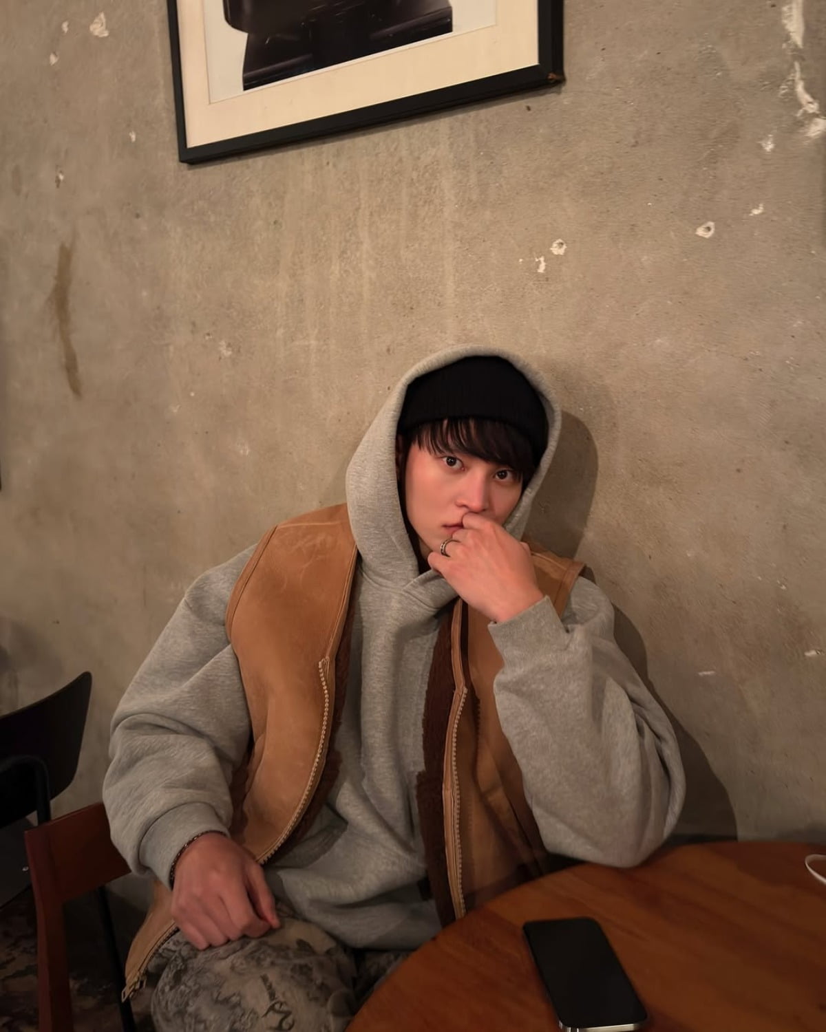 Korean Actor Joo Won Captivates Fans with Stunning Visuals and Charisma