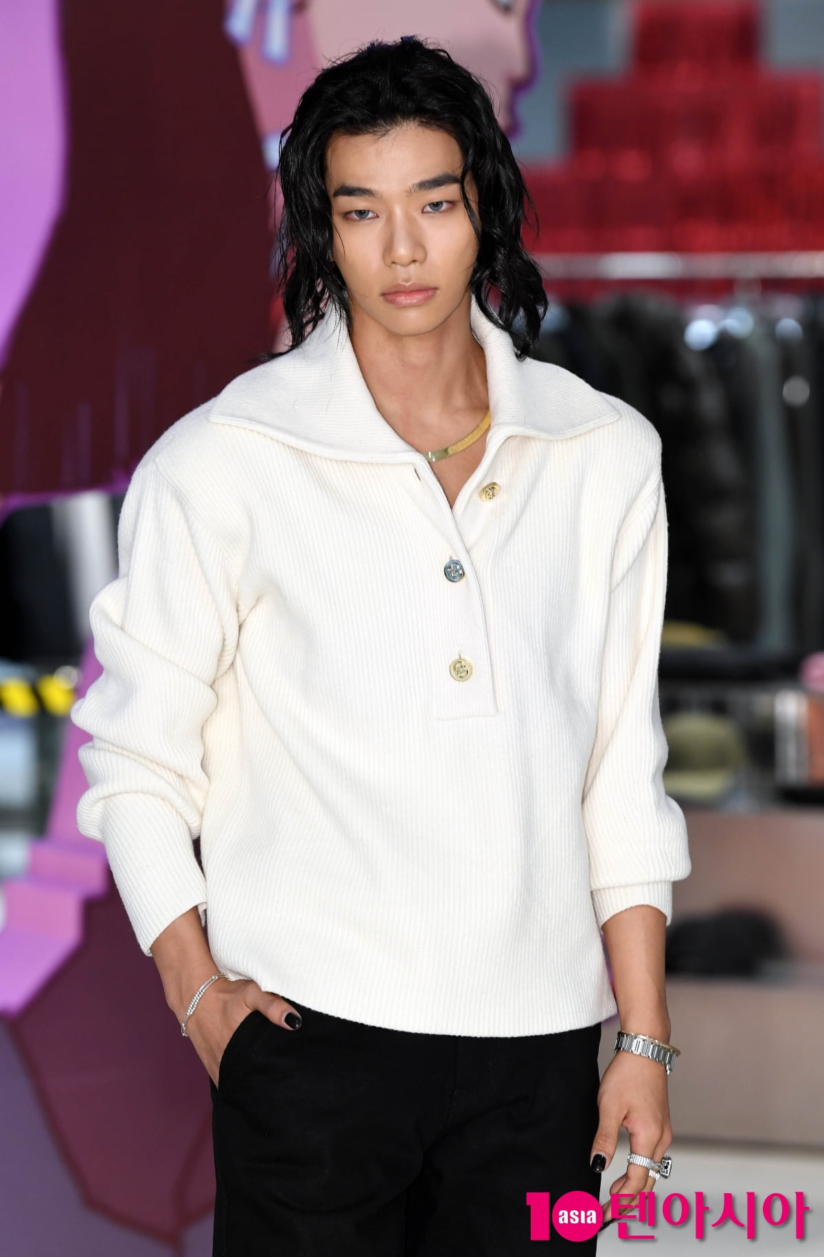 ALLDAY PROJECT's Tarzzan Shines at Pop-Up Store Event for Debut EP Release